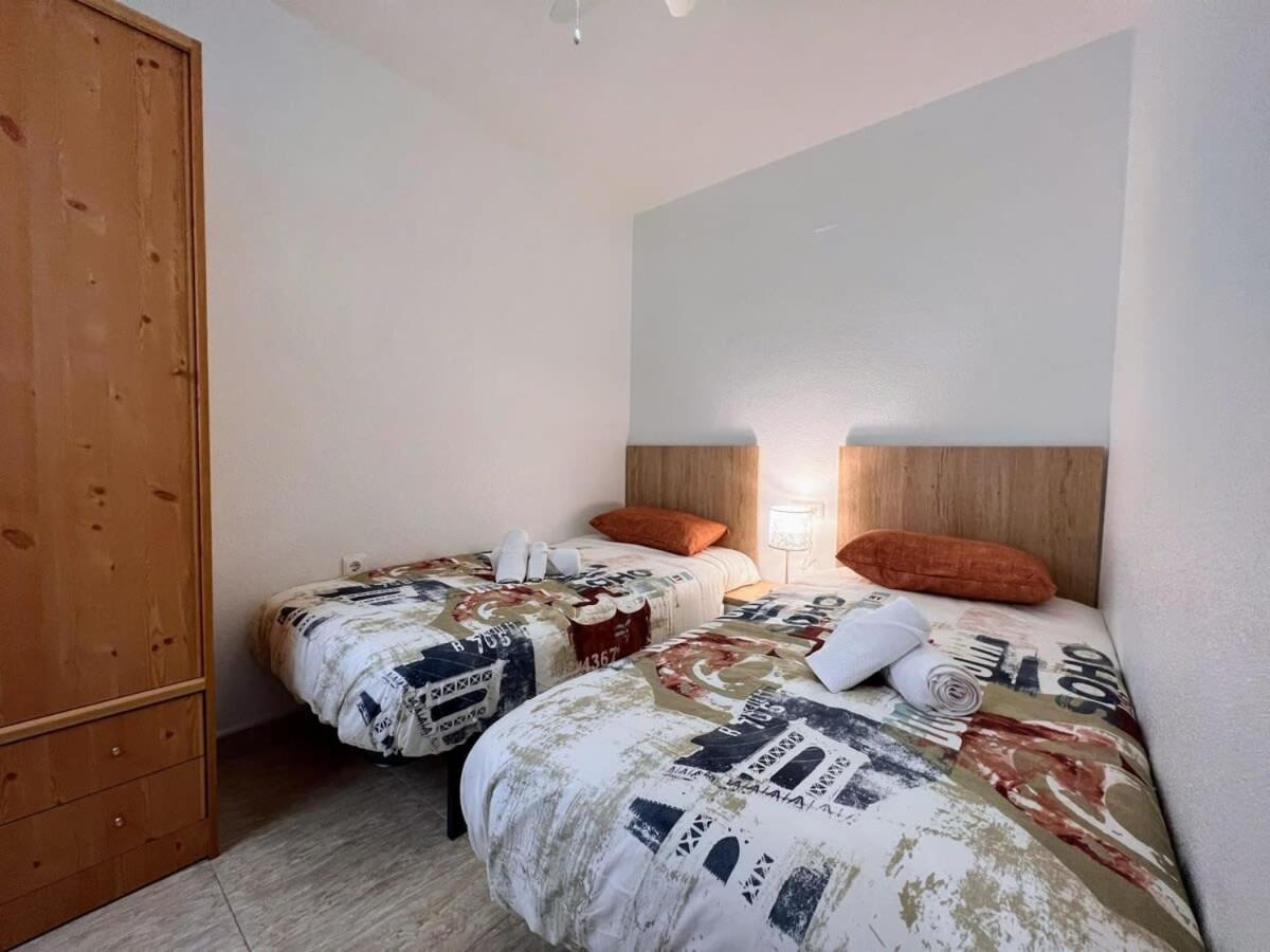 Welcoming Seafront Apartment Tv15 Torrevieja Luaran gambar